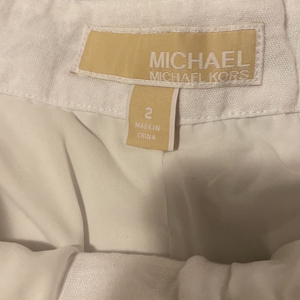 Michael Kors Linen Shorts - Picture 4 of 4